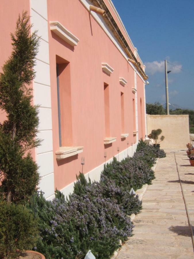 Relais Casa Mirabile Menfi Exterior foto